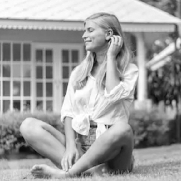 Meet your Posher, Ash🌹🌹🌾 - Picture 2 of 8